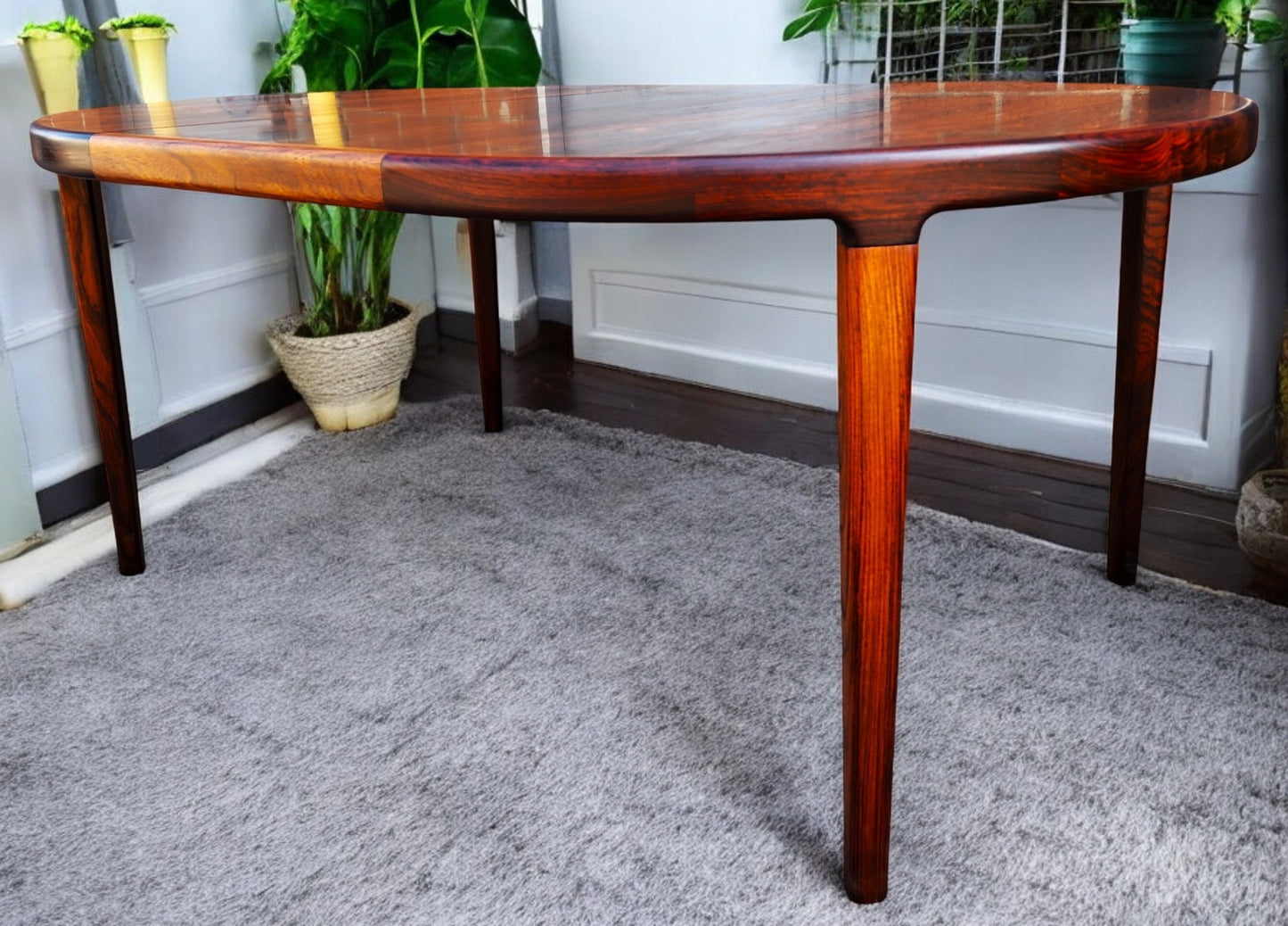 REFINISHED Danish Mid Century Modern Rio Rosewood Table Round w 2 Leaves 47"- 86.5"