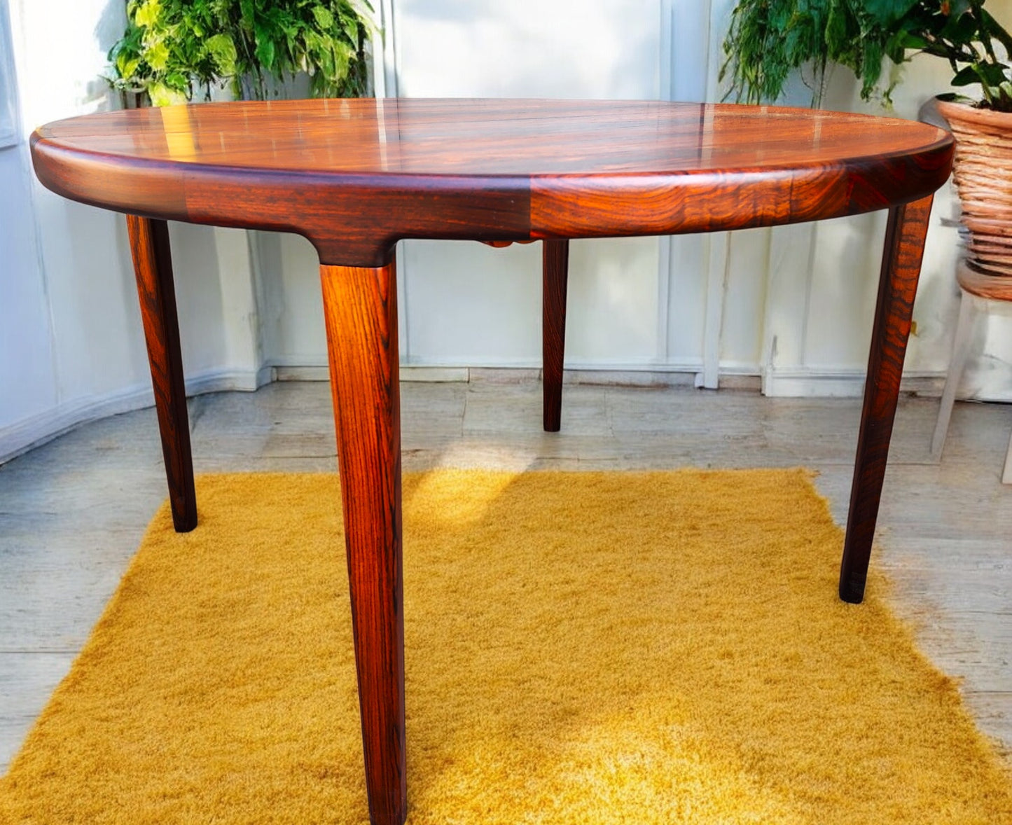 REFINISHED Danish Mid Century Modern Rio Rosewood Table Round w 2 Leaves 47"- 86.5"