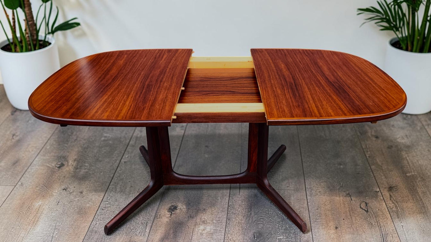 REFINISHED Danish MCM Rosewood Table w 2 Leaves by N. Møller 53"-91" Selfstoring