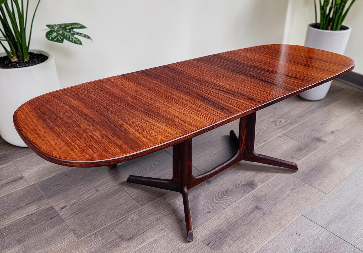 REFINISHED Danish MCM Rosewood Table w 2 Leaves by N. Møller 53"-91" Selfstoring