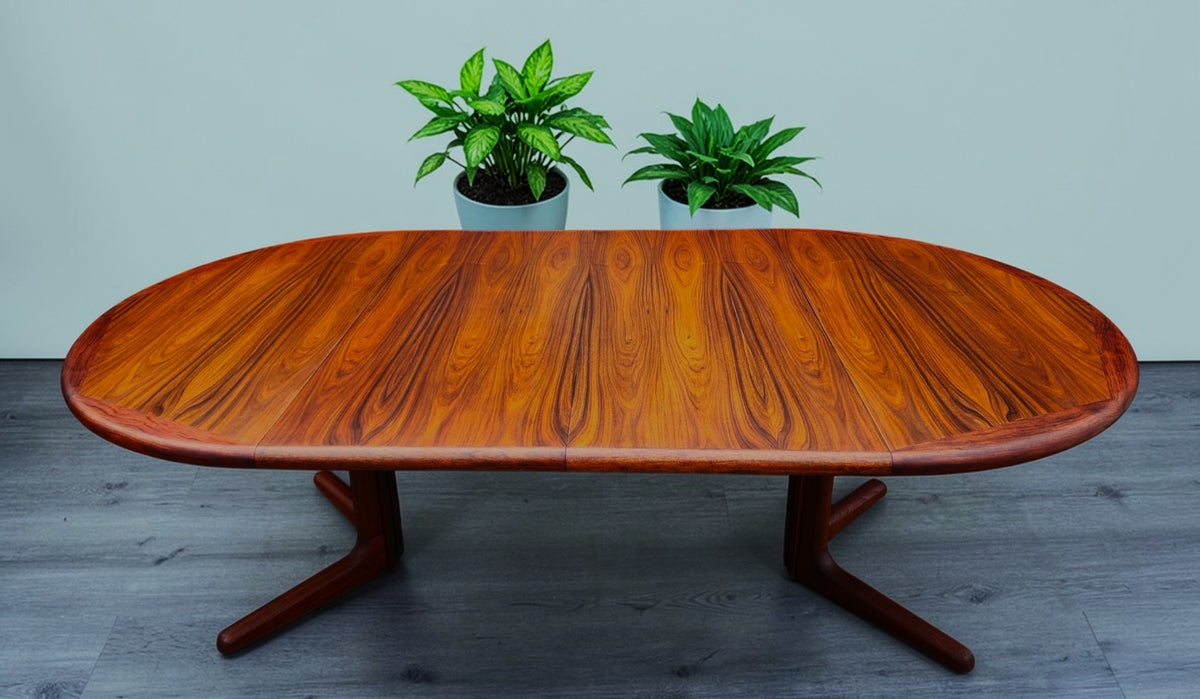 REFINISHED Danish MCM Rosewood Table Round w 2 Leaves by Dyrlund, 47