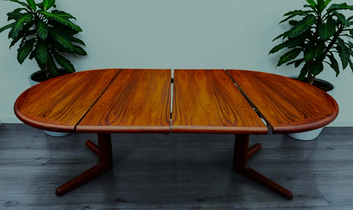REFINISHED Danish MCM Rosewood Table Round w 2 Leaves by Dyrlund, 47
