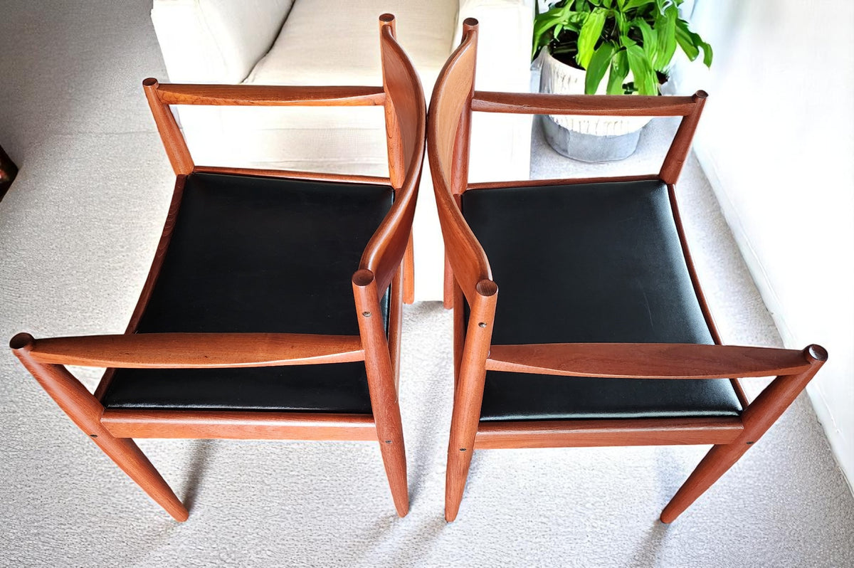 6 REFINISHED REUPHOLSTERED in wool mohair Danish MCM Teak Chairs by Bramin
