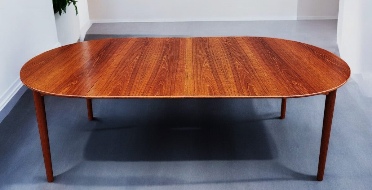 REFINISHED Danish Mid Century Modern Teak Table Round to Oval w 2 Leaves 45