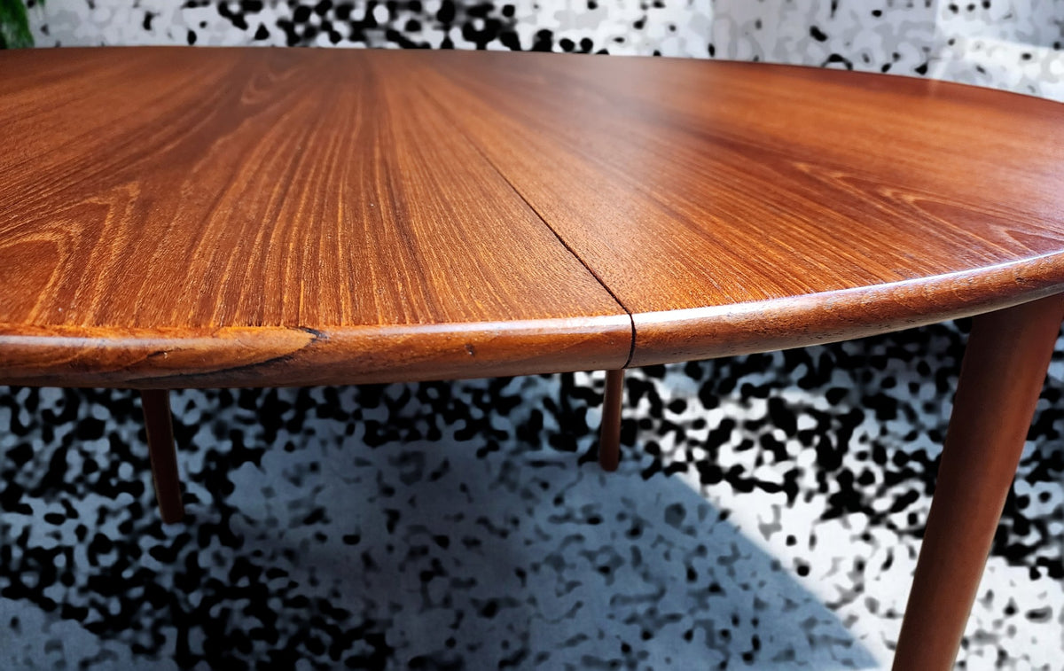 REFINISHED Danish Mid Century Modern Teak Table Round to Oval w 2 Leaves 45