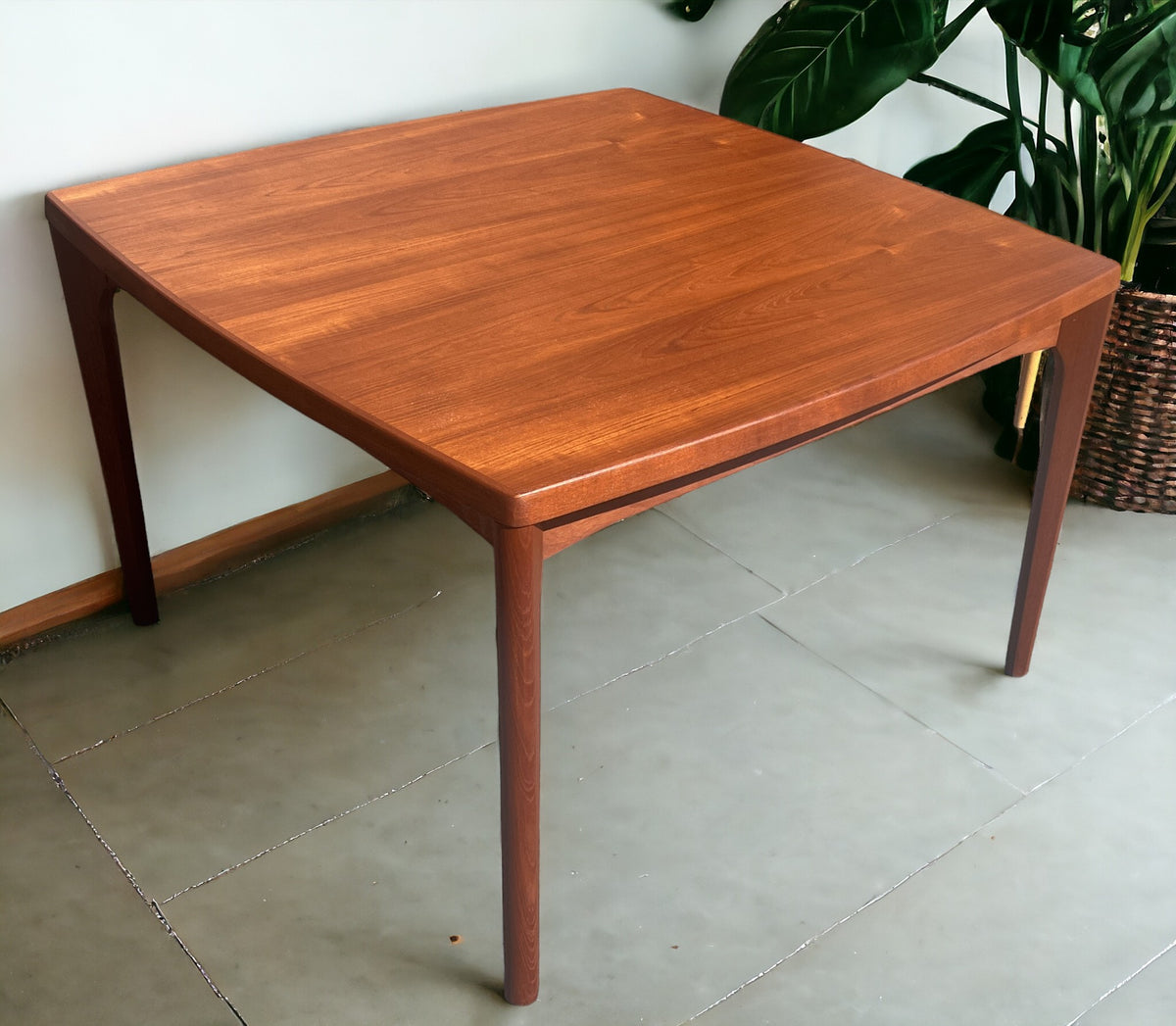 REFINISHED Danish Mid Century Modern Teak Table Draw Leaf 45