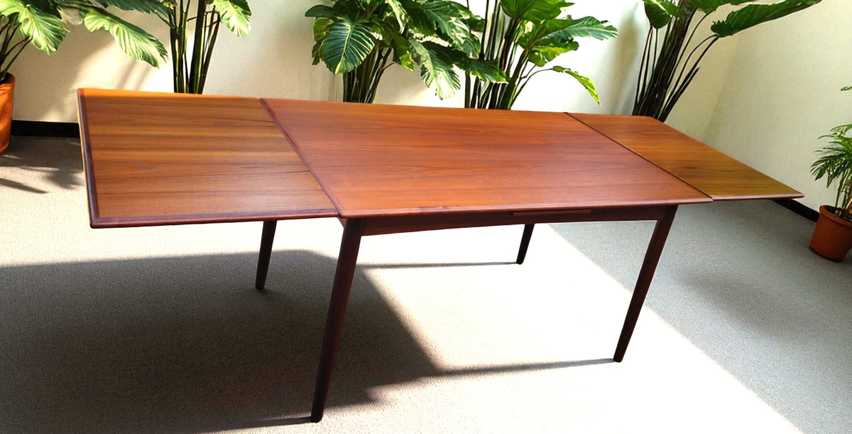REFINISHED Danish Mid Century Modern Teak Draw Leaf Table 55