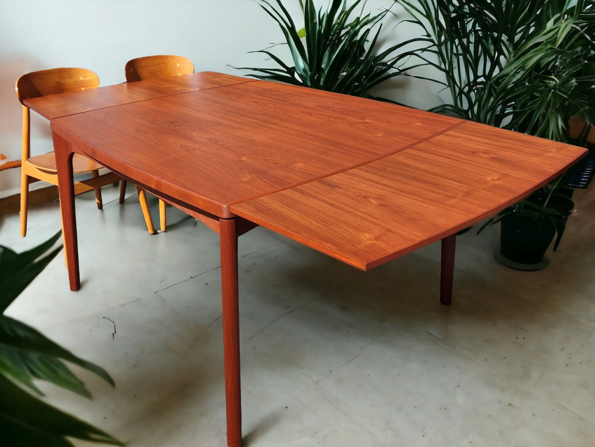 REFINISHED Danish Mid Century Modern Teak Table Draw Leaf 45