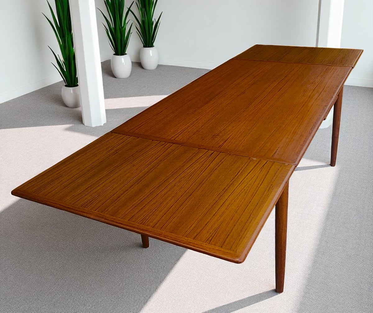 REFINISHED Danish Mid Century Modern Teak Draw Leaf Table 55