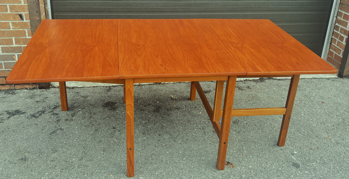 REFINISHED Danish Mid Century Modern Teak Gate-Leg/ Drop Leaf Table 27.5
