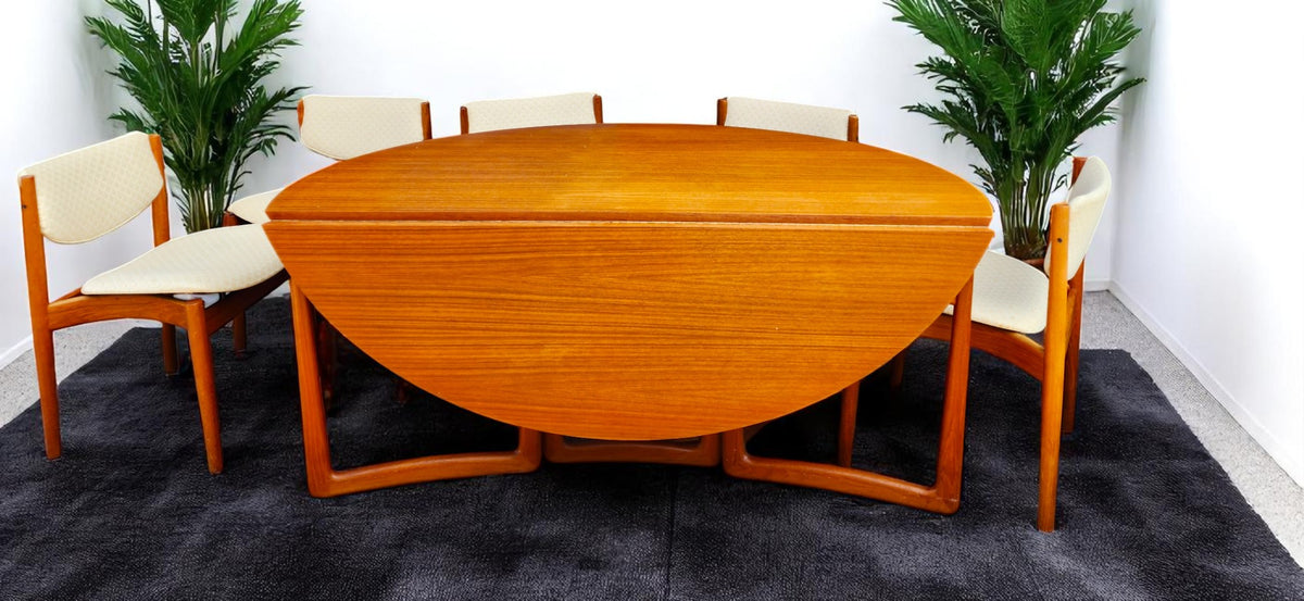 Danish MCM Teak Table by P.Hvidt & O.Mölgaard-Nielsen & 6 chairs by Finn Juhl for France & Søn