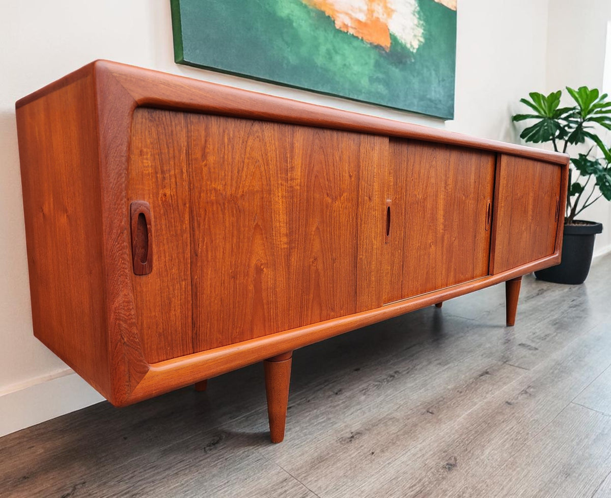 REFINISHED Danish Mid Century Modern Teak Credenza by H.P. Hansen, 86.5