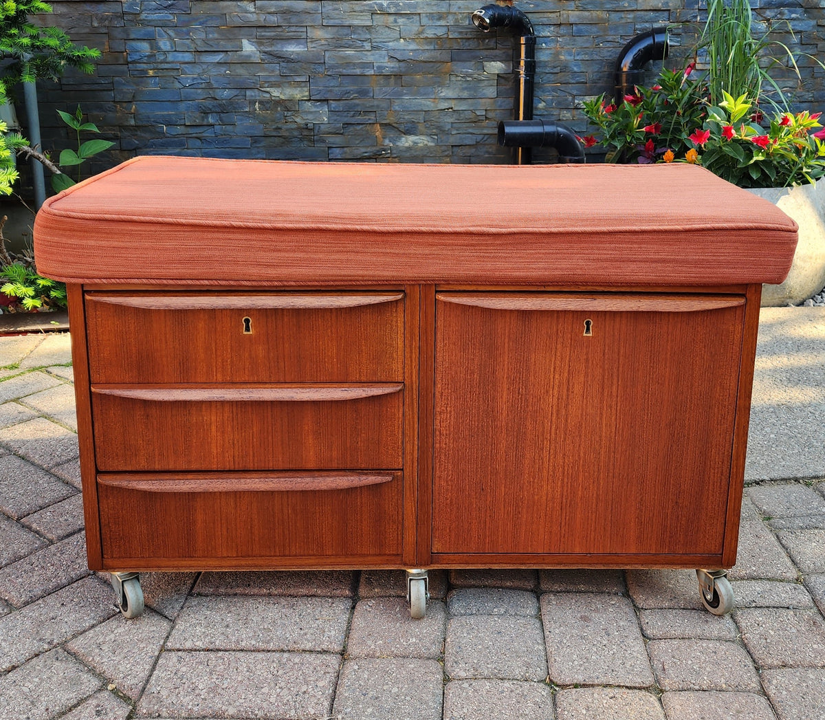 REFINISHED Danish MCM Teak Storage Bench w Drawers & Wheels, will get NEW Cushion