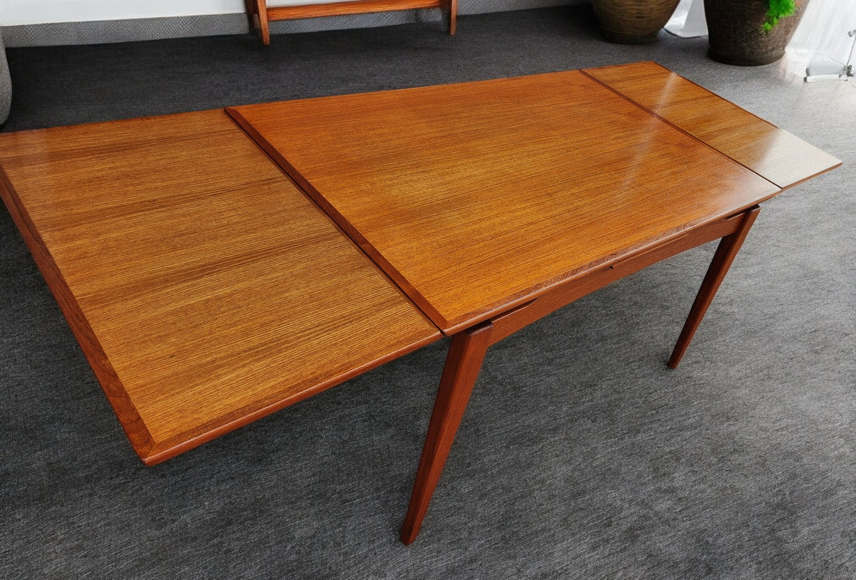 REFINISHED Danish Mid Century Modern Teak Floating Draw Leaf Dining Table 52