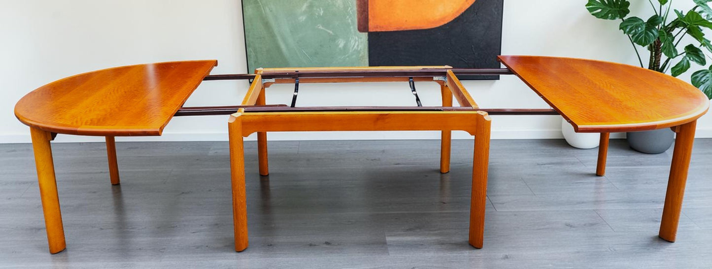 Danish Modern DC05K Expanding Dining Table by Skovby 68"-125" Selfstoring