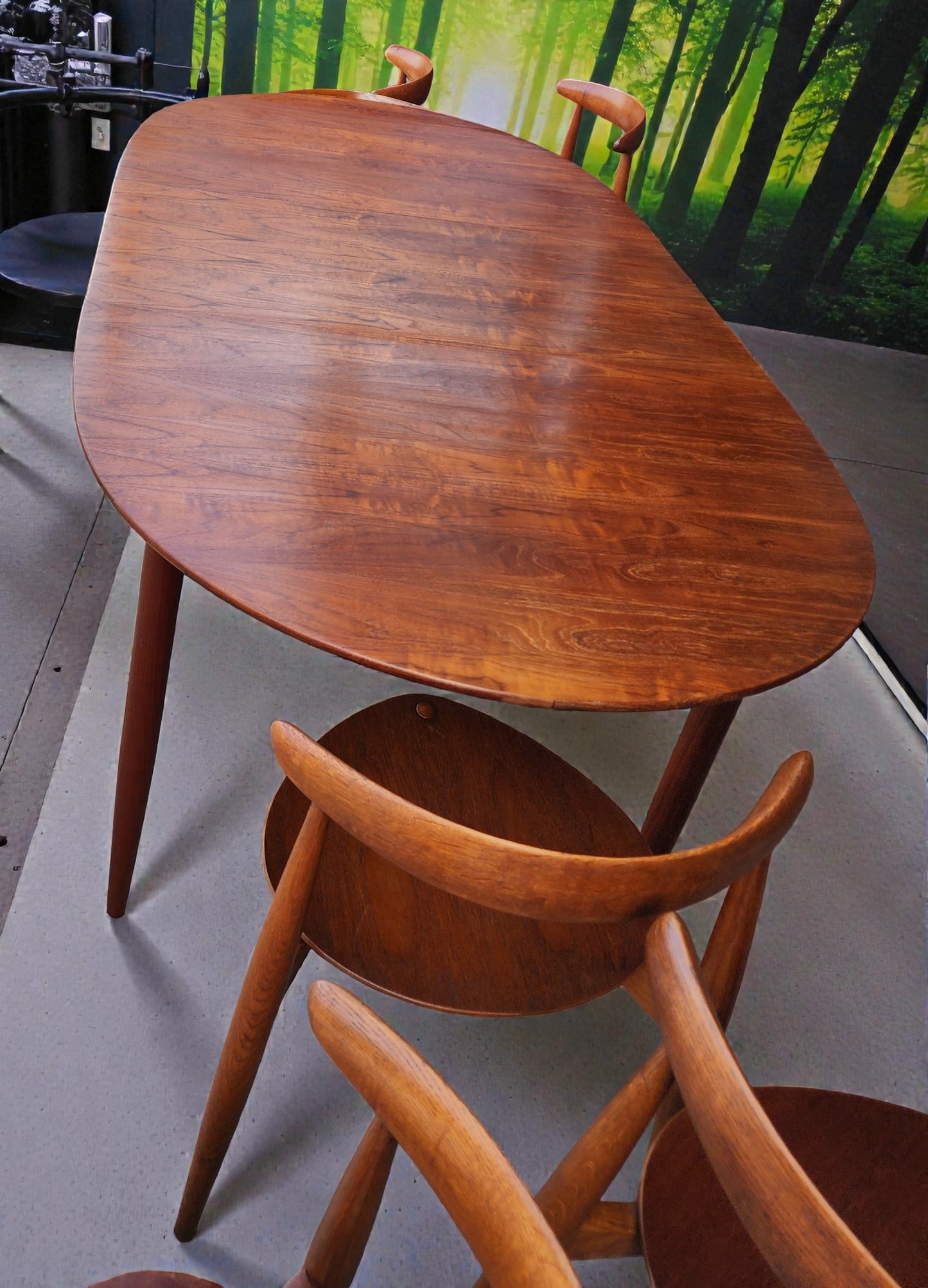 RESTORED Mid Century Modern teak "Heart" set of expansion table & 6 chairs by Hans J Wegner