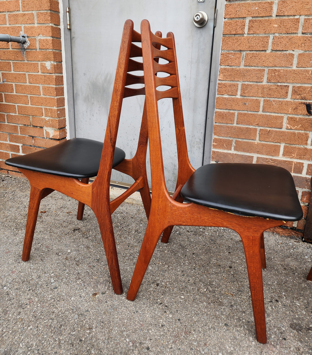 6 RESTORED Danish Mid Century Modern Teak Chairs Model 83 by Boltinge