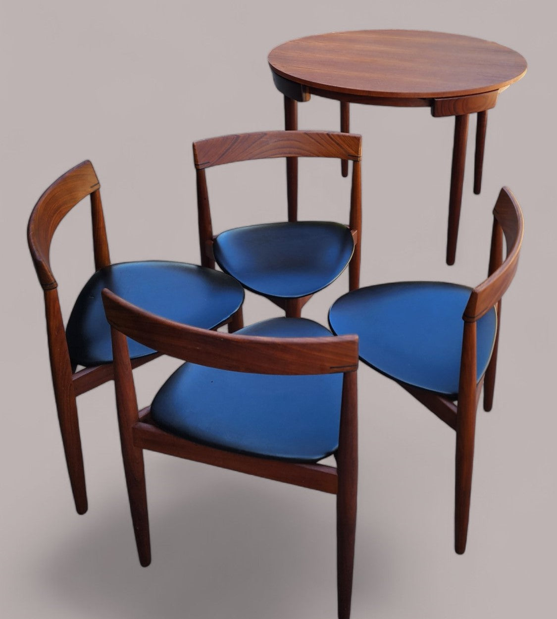 REFINISHED Danish MCM ROUNDETTE Teak Table & 4 Chairs by Hans Olsen for Frem Rølje
