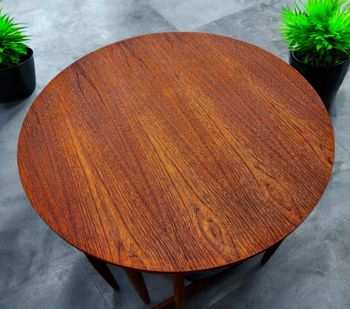 REFINISHED Danish MCM ROUNDETTE Teak Table & 4 Chairs by Hans Olsen for Frem Rølje