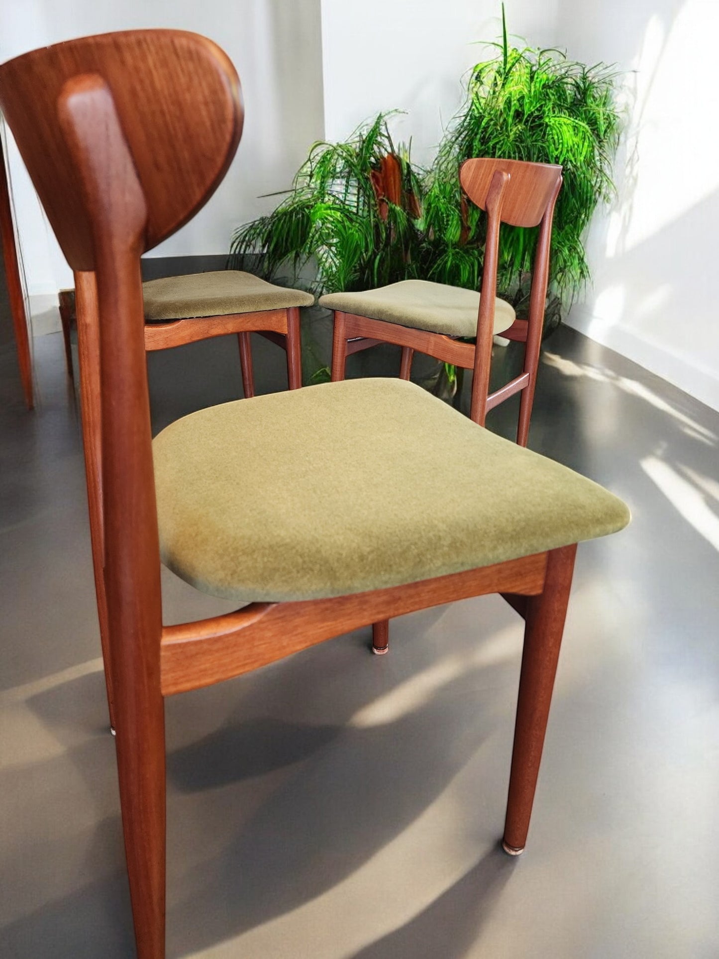 4 RESTORED REUPHOLSTERED Danish MCM Teak Chairs by E.W. Bach