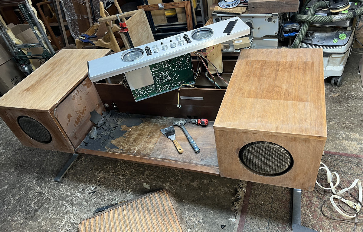 REFINISHED MCM Electrohome Circa 75 Model 701 Stereo Console Space Age Teak