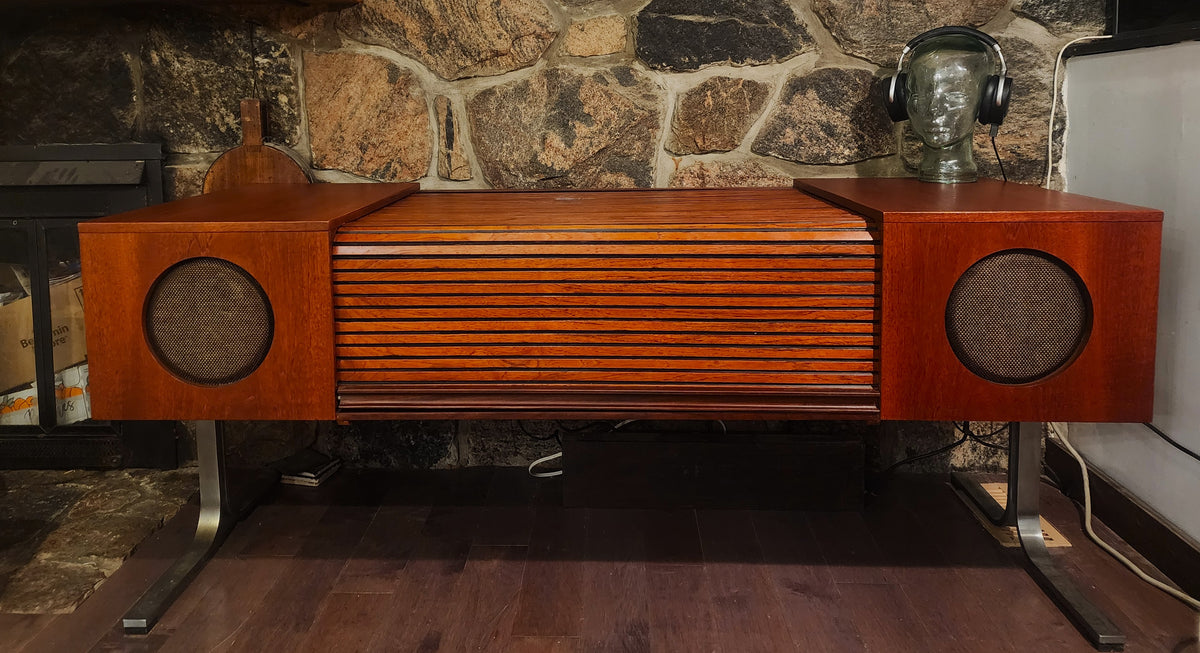 On Hold***REFINISHED MCM Electrohome Circa 75 Model 701 Stereo Console Space Age