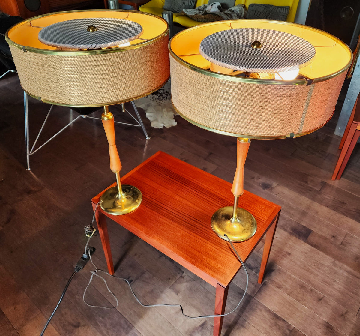 Set of 2 Mid Century Modern Table Lamps by Gerald Thurston for Lightolier