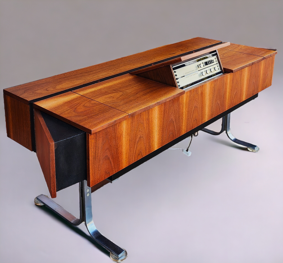 For Rent**MCM Electrohome Model 709 Stereo Console in Walnut, Space Age