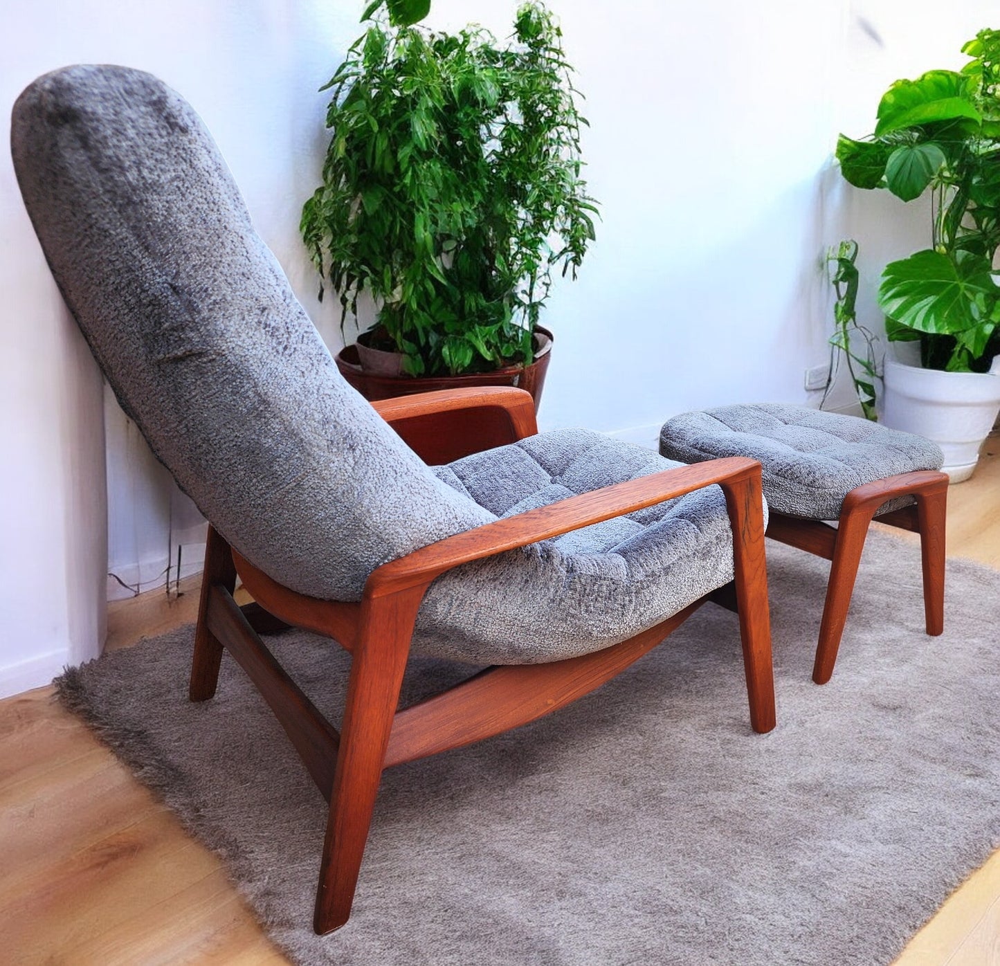 REFINISHED REUPHOLSTERED MCM Teak Scoop Lounge Chair & Ottoman by Huber