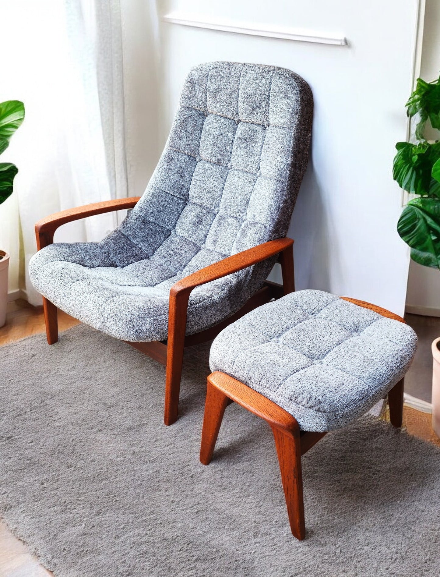 REFINISHED REUPHOLSTERED MCM Teak Scoop Lounge Chair & Ottoman by Huber