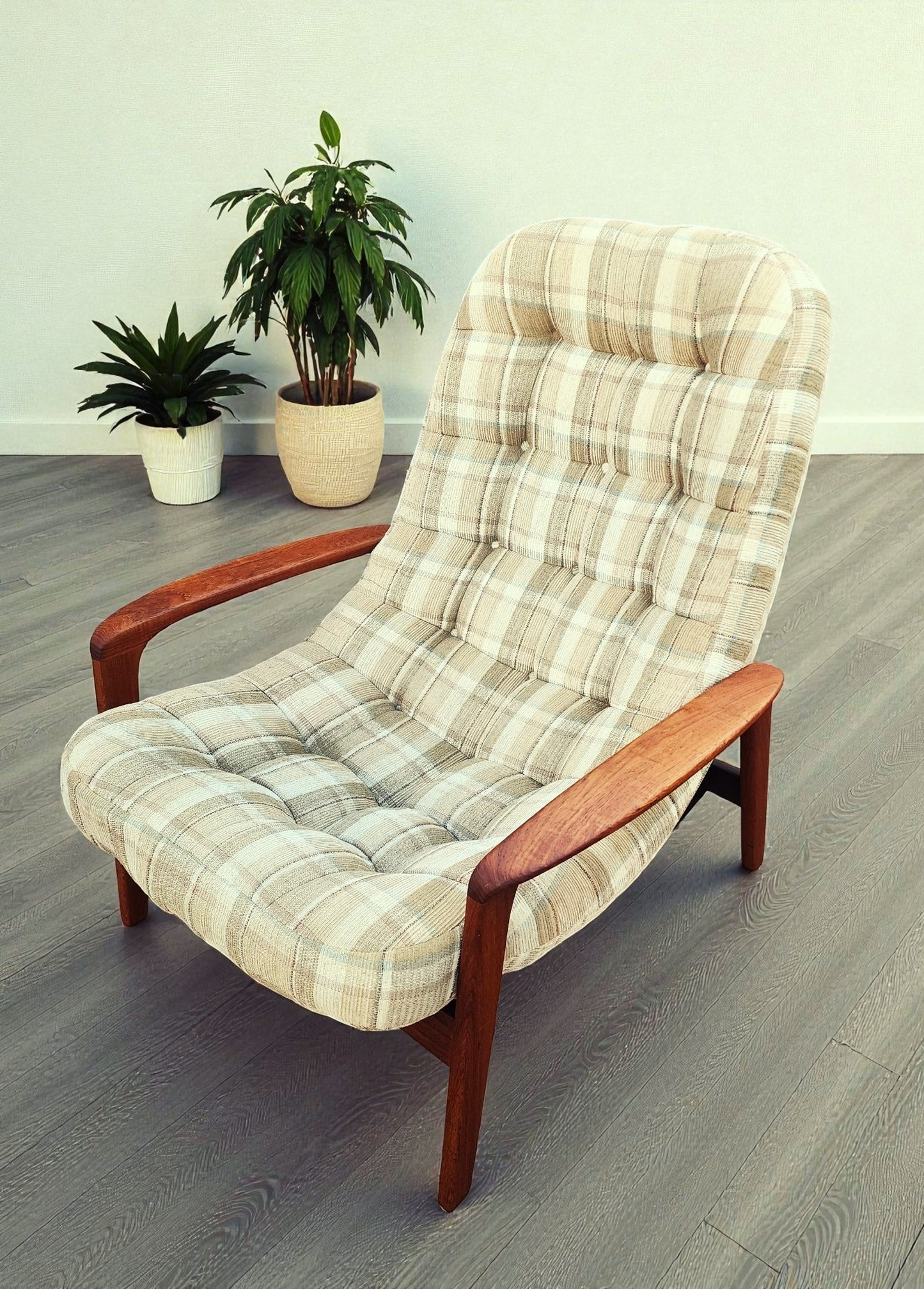 REFINISHED Mid Century Modern Teak Scoop Lounge Chair by R.Huber