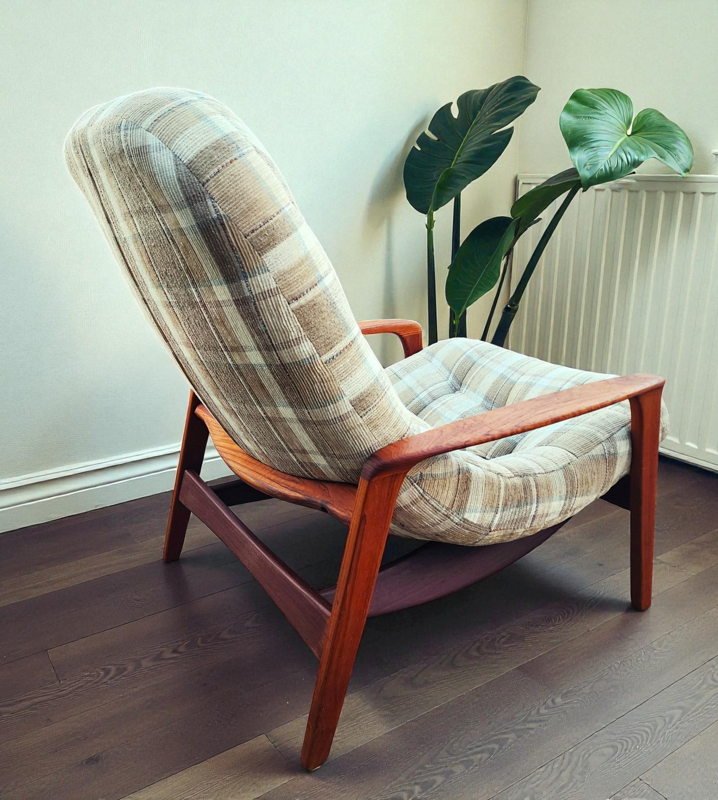REFINISHED Mid Century Modern Teak Scoop Lounge Chair by R.Huber