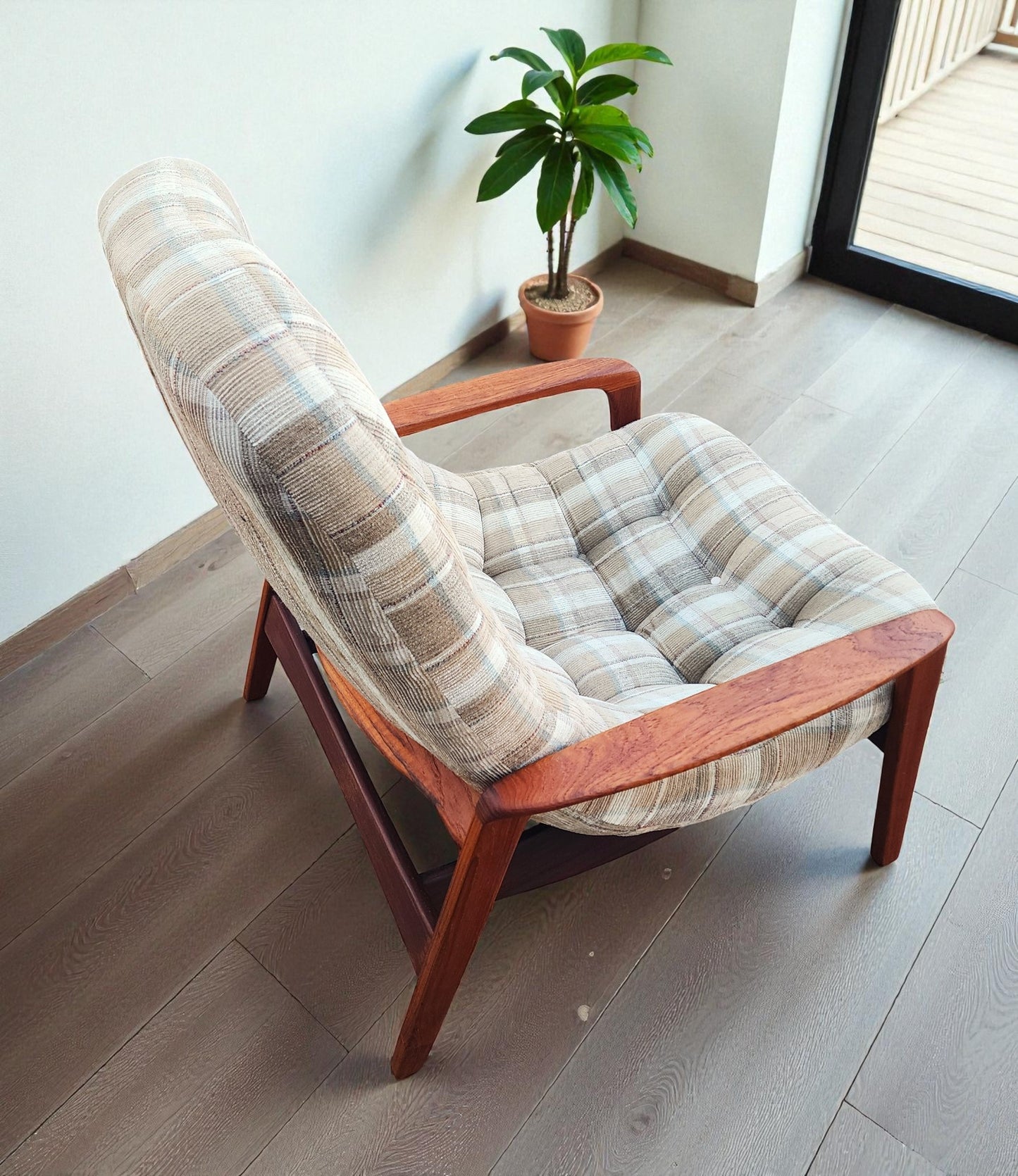 REFINISHED Mid Century Modern Teak Scoop Lounge Chair by R.Huber