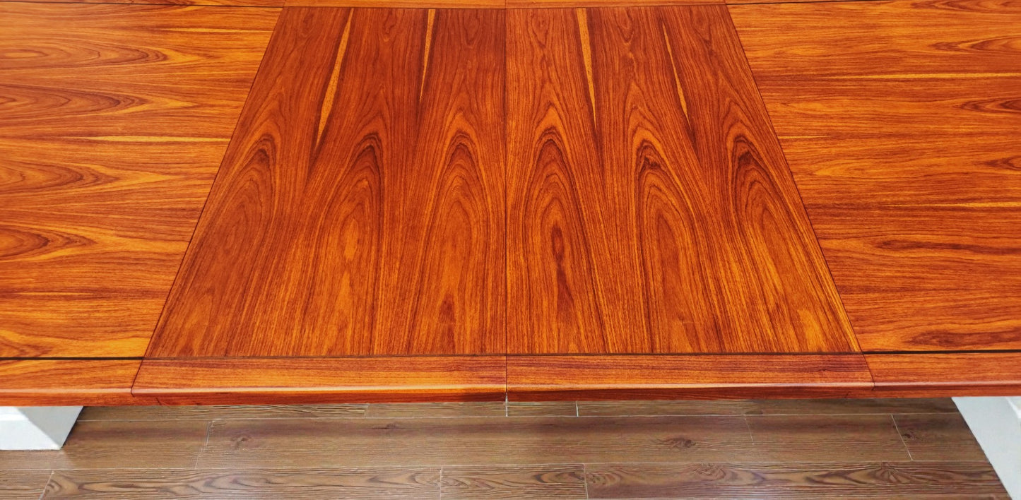 REFINISHED Mid Century Modern Rosewood Table w 2 Leaves 54"- 90"