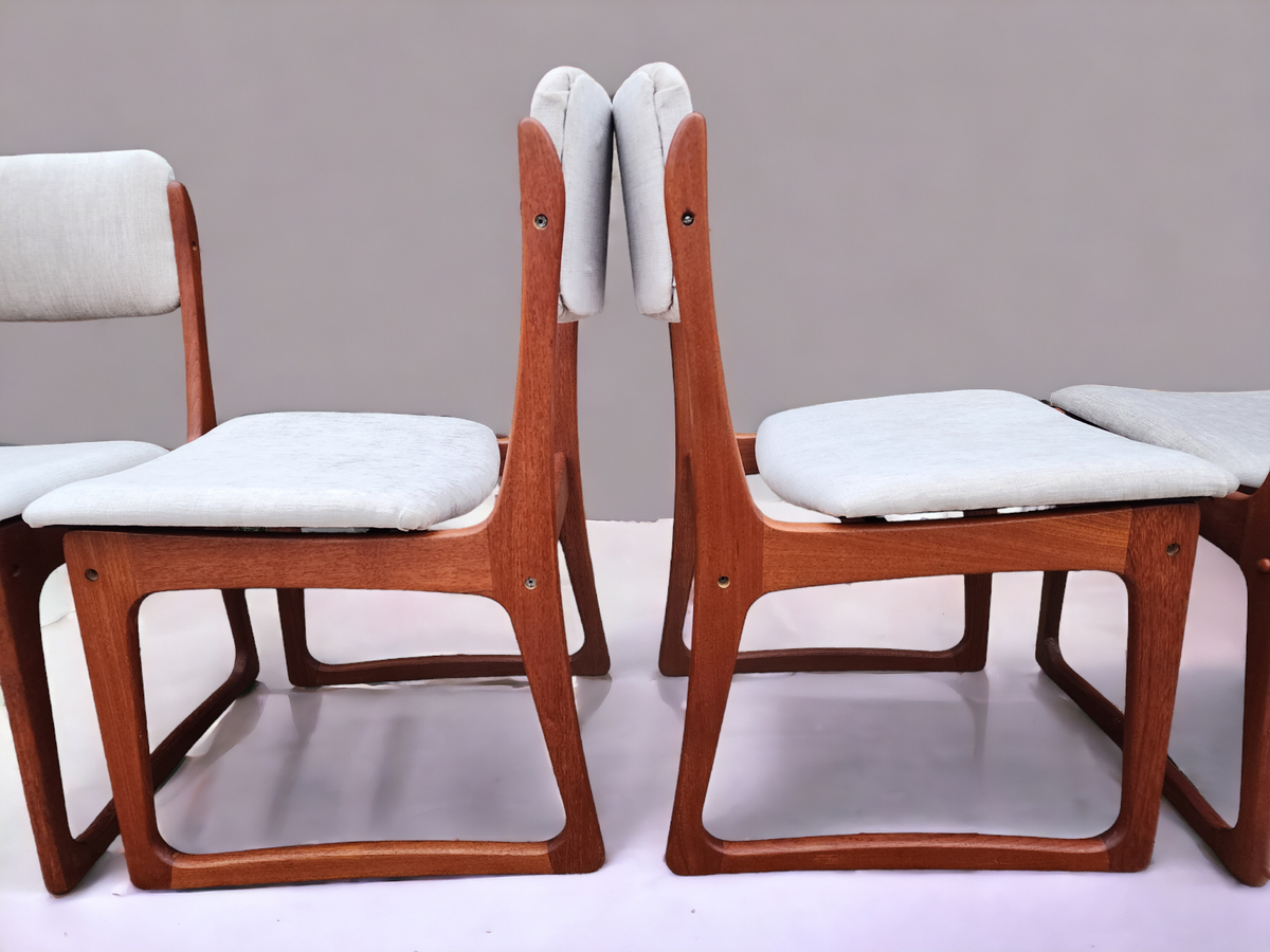 4 REFINISHED REUPHOLSTERED in Knoll fabric Mid Century Modern Teak Chairs by RS Associates