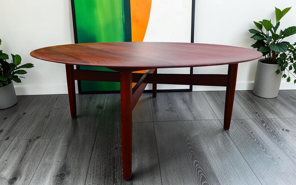 REFINISHED MCM SOLID Teak Coffee Table Round by Imperial D 39