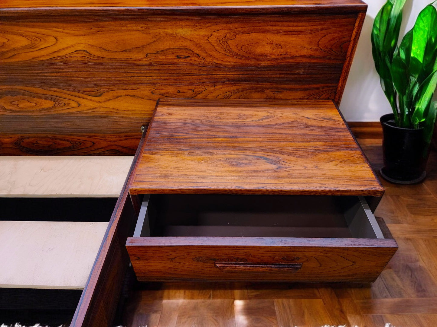 REFINISHED Mid Century Modern Rosewood Bed KING w Floating Nightstands