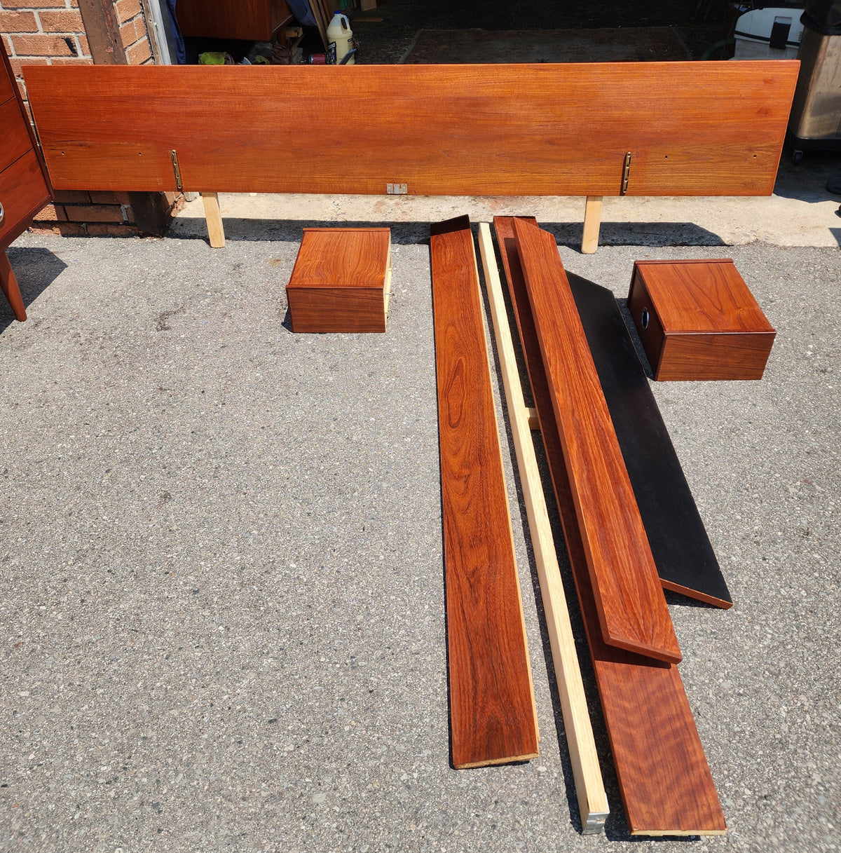 REFINISHED Mid Century Modern teak queen bed w floating nightstands & 2 dressers