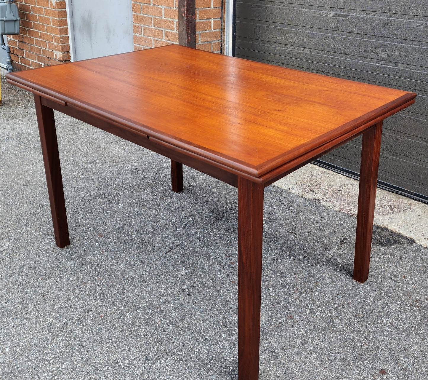 REFINISHED Mid Century Modern Teak Table Draw Leaf 51"-86" & 4 Chairs by RS Associates