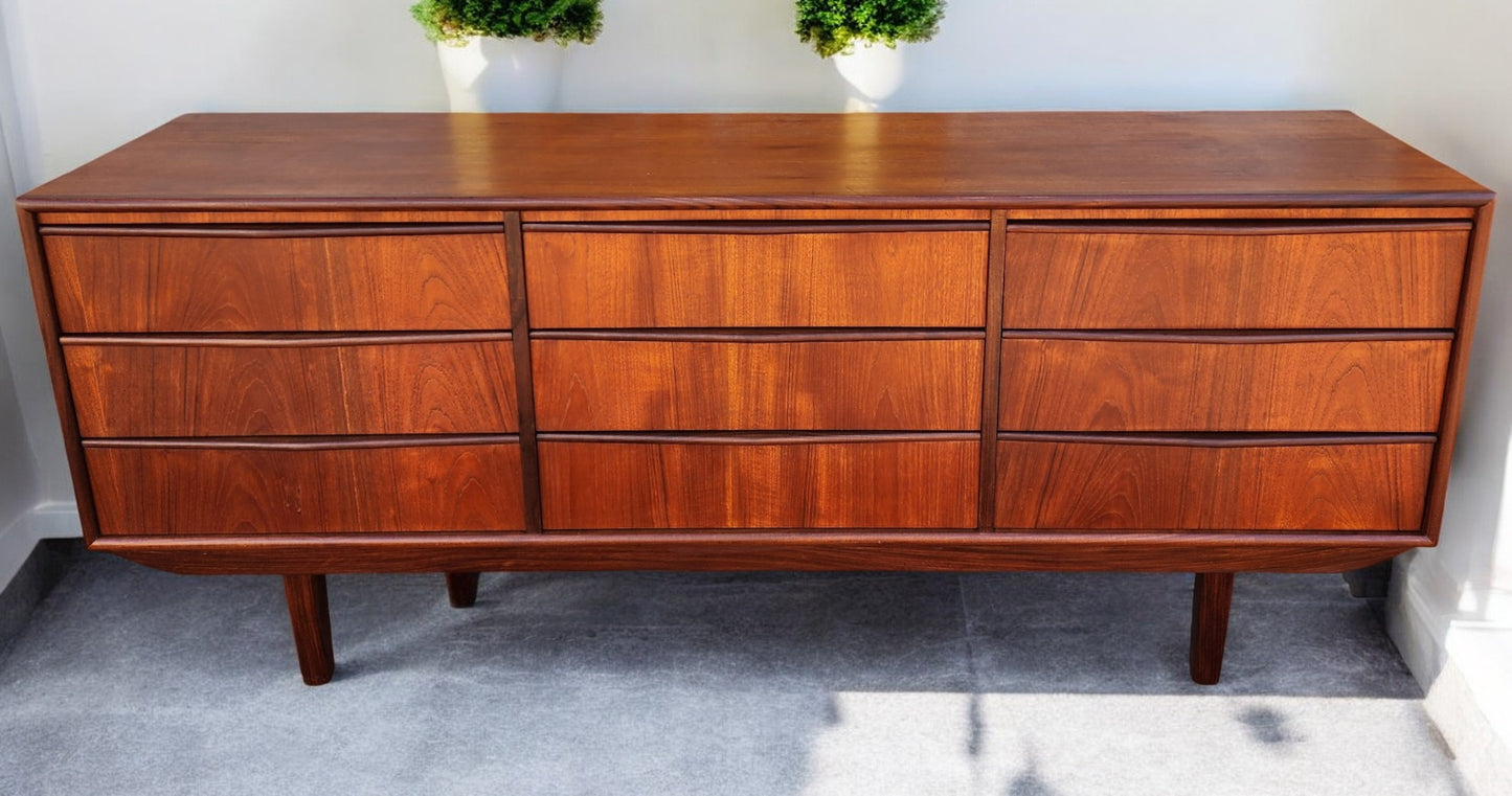 REFINISHED Mid-Century Modern Teak 9 Drawers Dresser