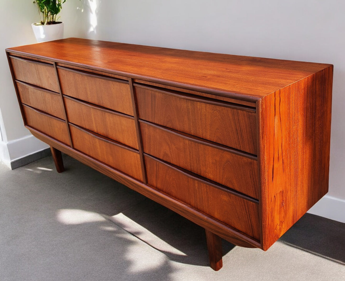 REFINISHED Mid-Century Modern Teak 9 Drawers Dresser