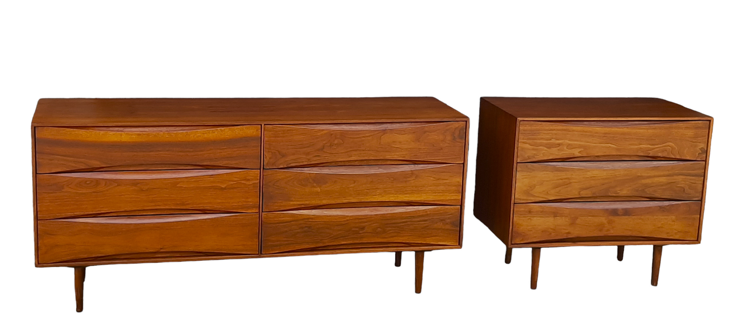 REFINISHED Mid Century Modern Walnut & Cane Bed King, 2 Dressers, 2 Nightstands