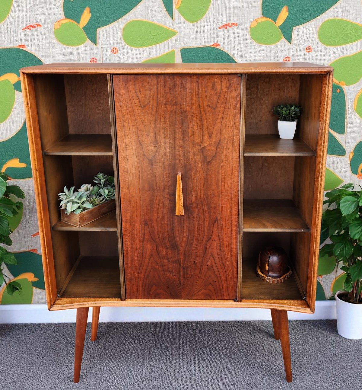 REFINISHED Mid Century Modern Walnut Bookcase by Deilcraft 39