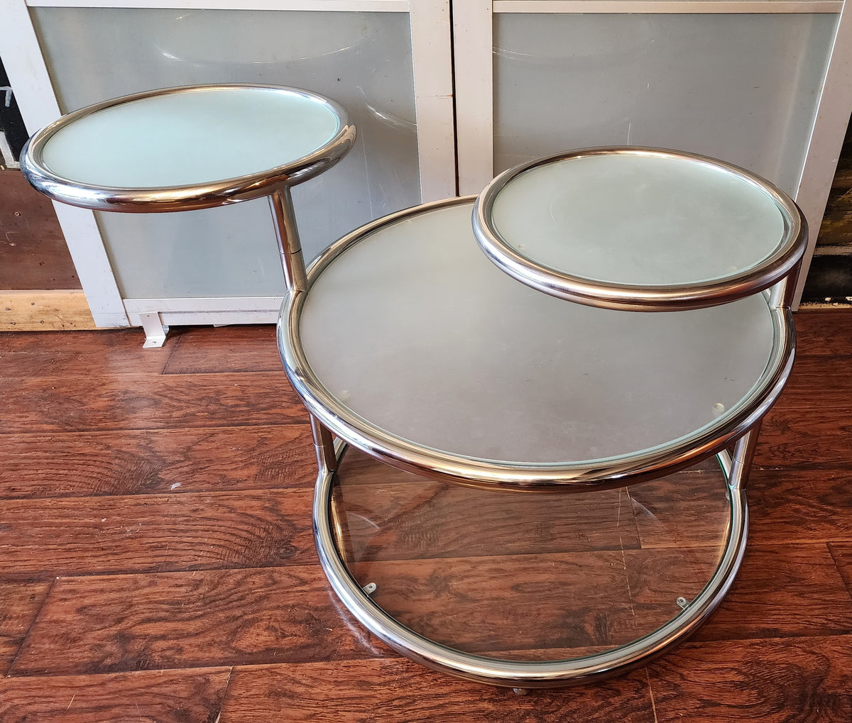 Mid Century Modern Milo Baughman Style Swivel Tiered Circles Coffee Table 29