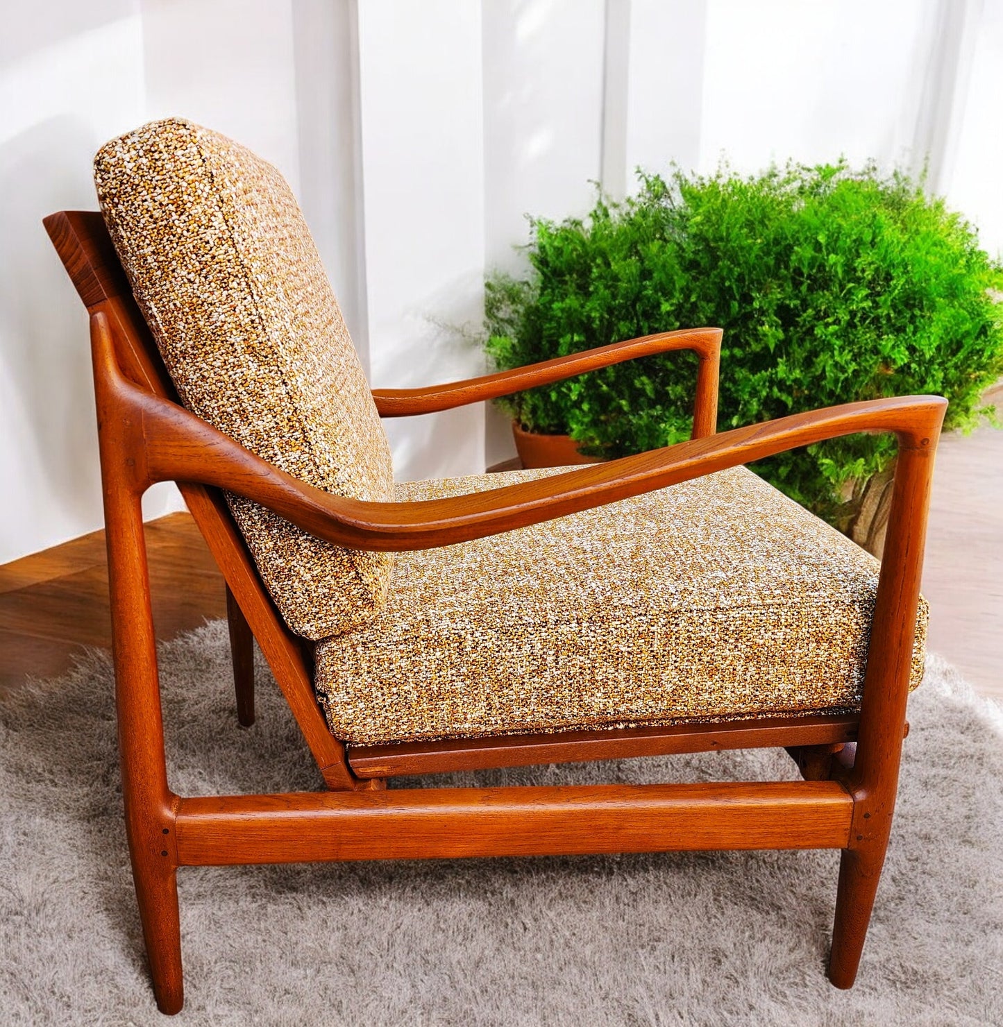 REFINISHED REUPHOLSTERED Danish MCM Teak Lounge Chair w Performance Fabric