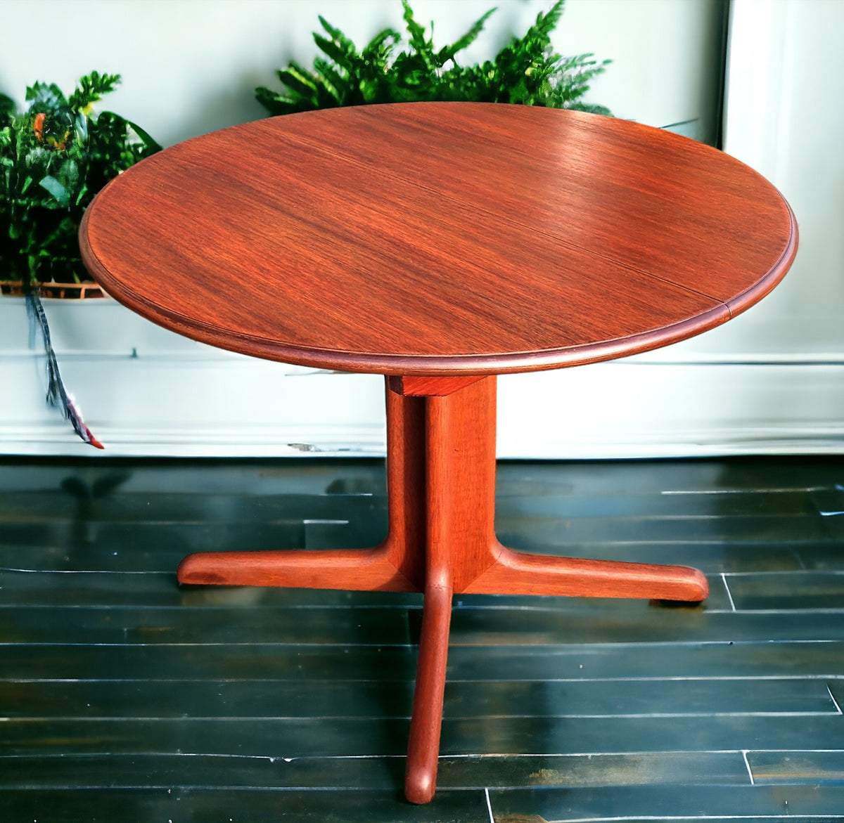 REFINISHED Mid Century Modern Teak Dining Table Round w Self Storing Leaf