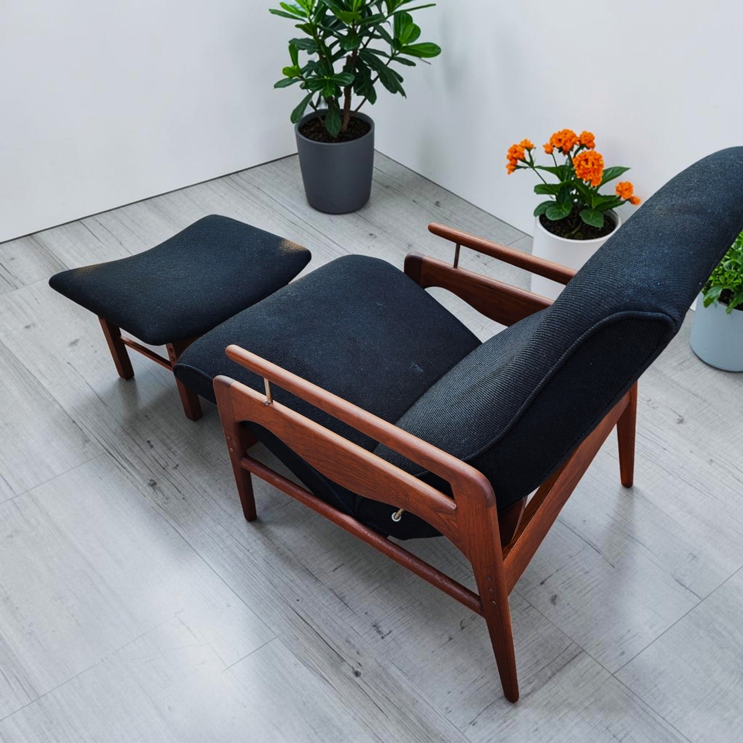 REFINISHED Mid Century Modern Walnut Recliner with Ottoman
