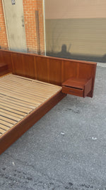 REFINISHED Mid Century Modern Teak Platform Bed Queen w Floating Nightstands 11