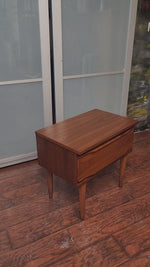 REFINISHED Mid Century Modern Walnut Nightstand 10