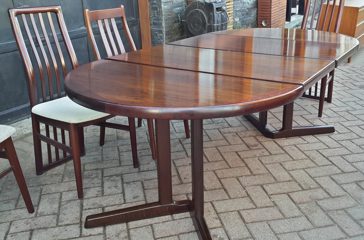 Danish MCM Rosewood Dining Table Extendable Round to Oval & 6 Chairs MINT - Mid Century Modern Toronto